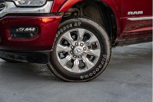 2023 RAM 2500 Limited Mega Cab 4x4 6'4' Box