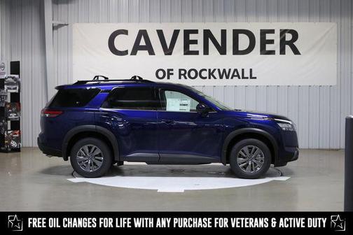 2025 Nissan Pathfinder SV FWD