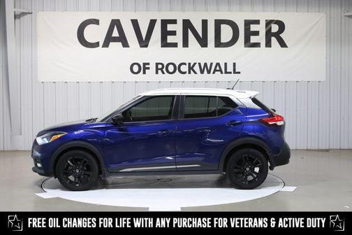 2020 Nissan Kicks SR