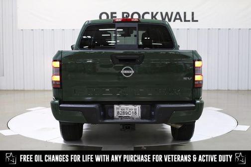2022 Nissan Frontier SV