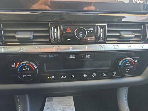 2026 Nissan Pathfinder SV