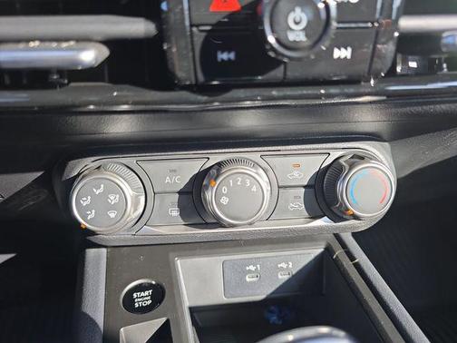 Gun Metallic 2026 Nissan Kicks S