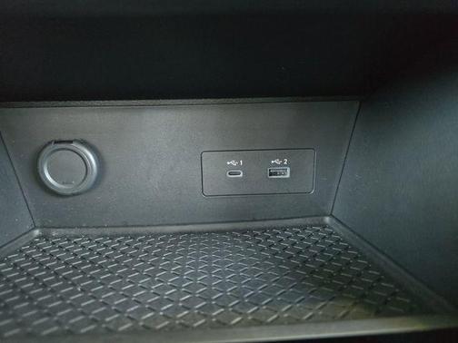 2025 Nissan Pathfinder SV FWD