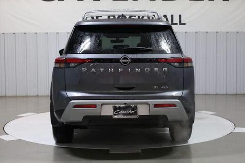 2025 Nissan Pathfinder SL 4WD