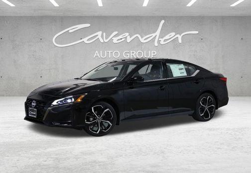 2025 Nissan Altima SR FWD