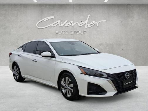 2023 Nissan Altima S FWD