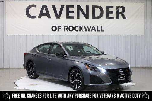 2025 Nissan Altima SR FWD