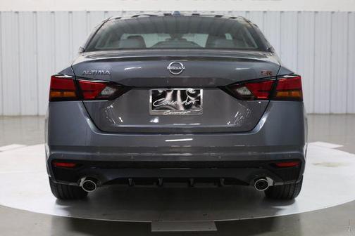 2025 Nissan Altima SR FWD