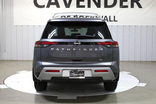 2025 Nissan Pathfinder SL FWD