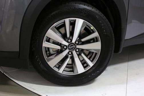 2025 Nissan Pathfinder SL FWD