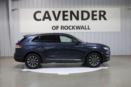 2022 Lincoln Nautilus Standard