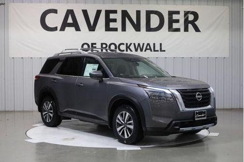 2025 Nissan Pathfinder SL 4WD