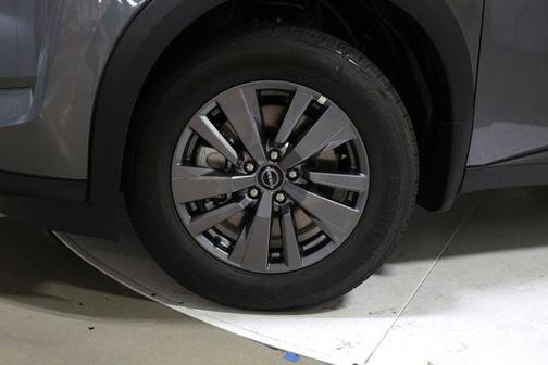 2025 Nissan Pathfinder SV FWD