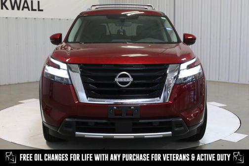 2024 Nissan Pathfinder SL FWD