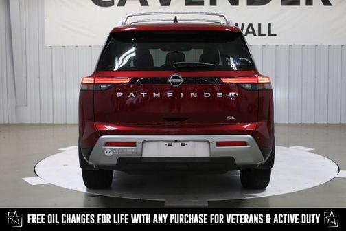 2024 Nissan Pathfinder SL FWD