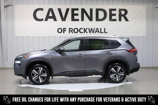 2025 Nissan Rogue SL