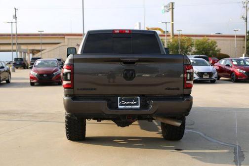 2023 RAM 2500 Laramie Crew Cab 4x4 6'4' Box