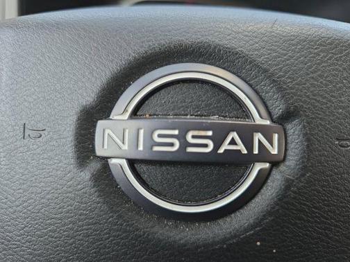 Gun Metallic 2024 Nissan Frontier SV