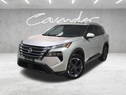 Brilliant Silver Metallic 2024 Nissan Rogue SV