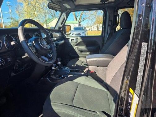 2023 Jeep Gladiator Sport S