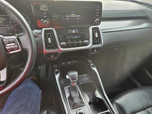 2023 Kia Sorento S