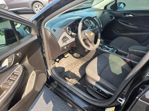 2016 Chevrolet Cruze LT Auto
