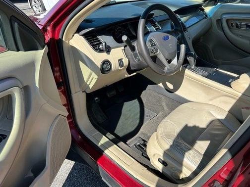 2014 Ford Taurus SEL