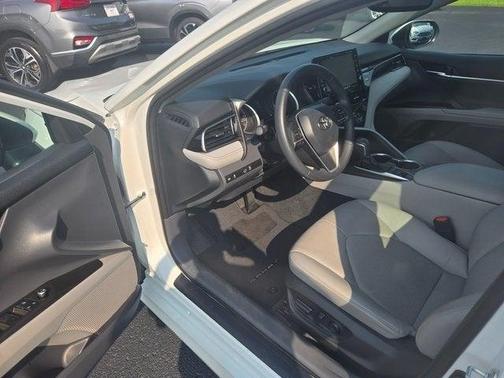 2022 Toyota Camry XLE