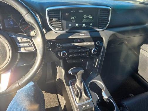 2022 Kia Sportage EX