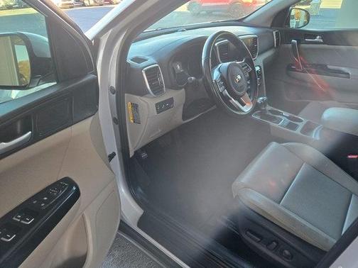 2020 Kia Sportage EX