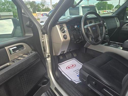 Ingot Silver 2017 Ford Expedition XLT