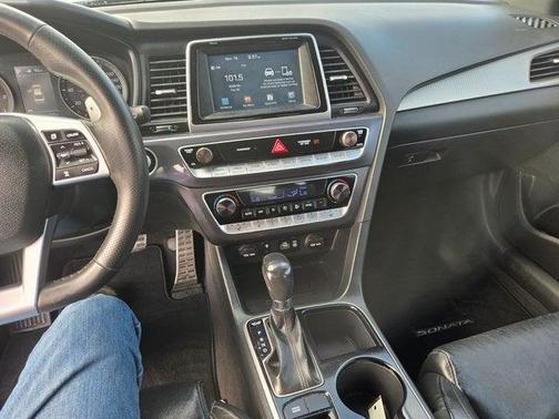 2019 Hyundai SONATA Sport