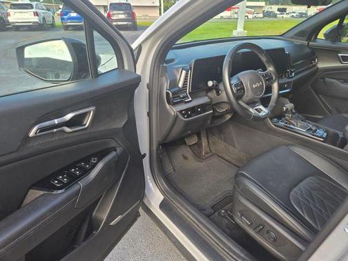 Wolf Gray 2023 Kia Sportage X-Line