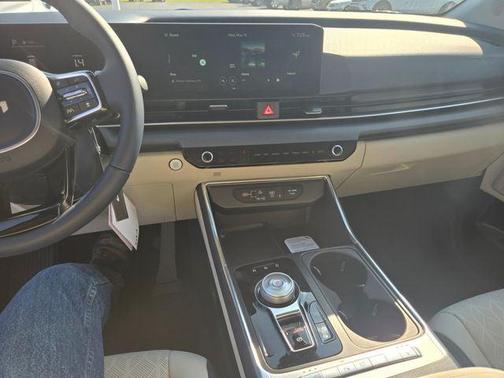 Ivory 2026 Kia Carnival Hybrid EX