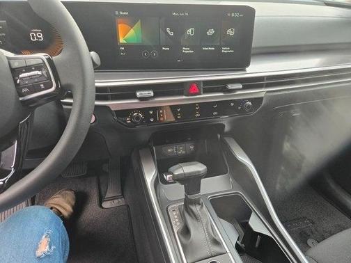 2025 Kia Sorento LX