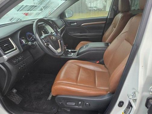 2019 Toyota Highlander Limited Platinum