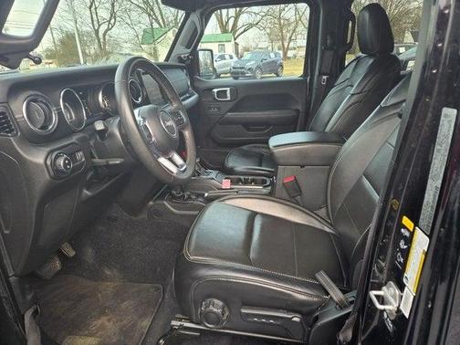 2023 Jeep Gladiator Overland