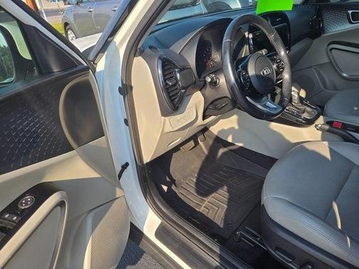 2020 Kia Soul EX