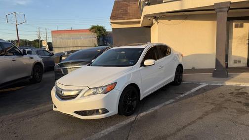 Off White 2015 Acura ILX 2.0L Technology