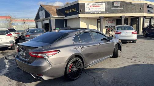 2019 Toyota Camry SE