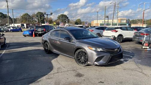 2019 Toyota Camry SE