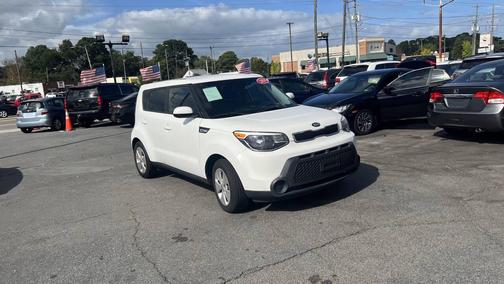 2016 Kia Soul Base