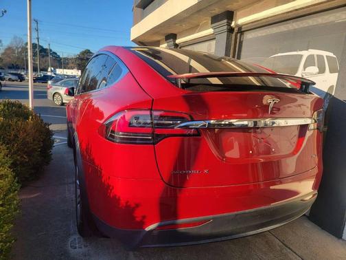 2017 Tesla Model X 75D