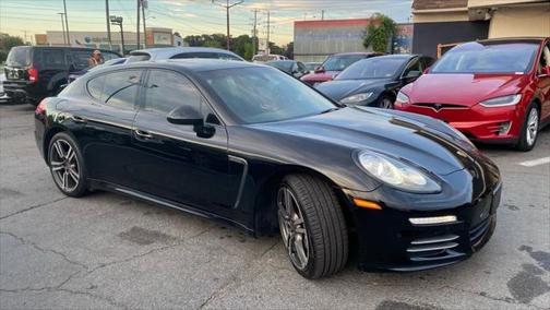2014 Porsche Panamera 4