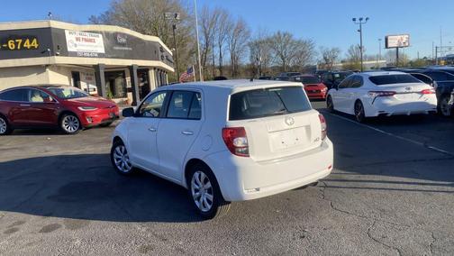 2008 Scion xD Base 4dr Hatchback 5M