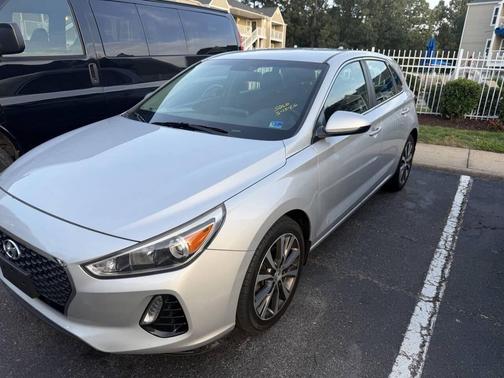 Symphony Air Silver 2018 Hyundai Elantra GT Base