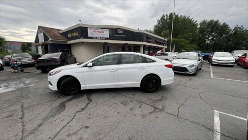 2016 Hyundai SONATA SE