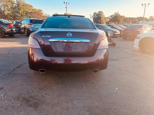 Burgundy 2014 Nissan Maxima SV