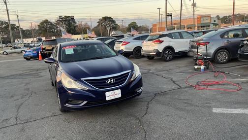2013 Hyundai SONATA GLS