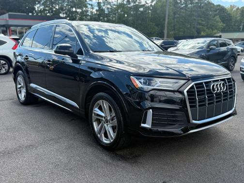 2021 Audi Q7 45 Premium